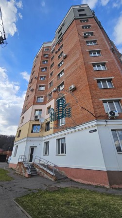 Продаж торгового приміщення на 1 поверсі на Леваді! - фото 1