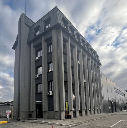 Продаж комерційного приміщення по вул. Коновальця - фото 1