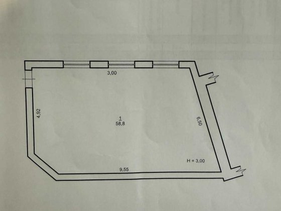 Комерційне приміщення в центрі міста за вигідною ціною. Без комісії! Івано-Франківськ