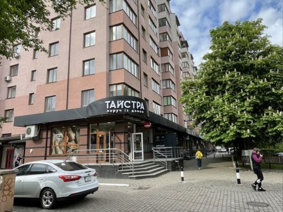 Комерційне приміщення в новобудові, центр, 1 лінія в, фасад_OL Ивано-Франковск