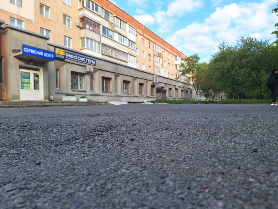 Продам комерційну нерухомість 827,6 кв.м Ровно