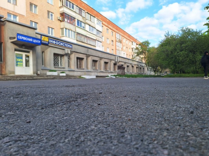 Продам комерційну нерухомість 827,6 кв.м - фото 1