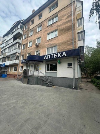 Ст Бандери 85м2 Продам ФАСАДНЕ КУТОВЕ приміщення біля ЗУПИНКИ - фото 1
