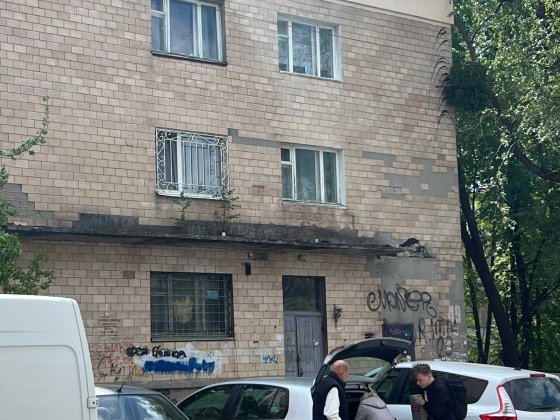 Нежитлові приміщення - м. Полтава, вул. Дорошенка Ігоря, 49 Полтава