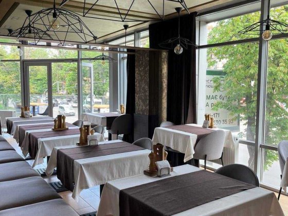 Рідкісний варіант. Продаж приміщення в центрі міста. Біля зупинки. Полтава