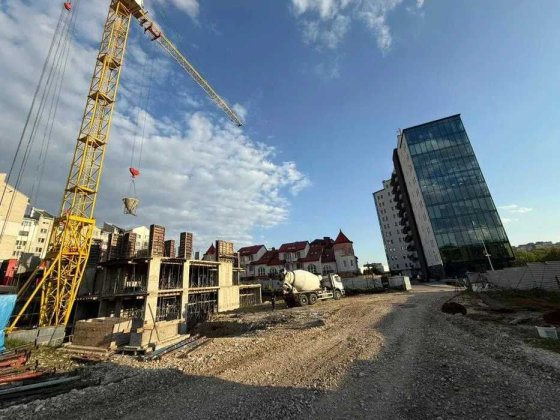 Комерційне приміщення біля К15 Ак.Сахарова-15 квітня! Нерухомість! Тернополь