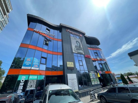 Продаж комерціного приміщення на бульварі С. Петлюри Тернопіль