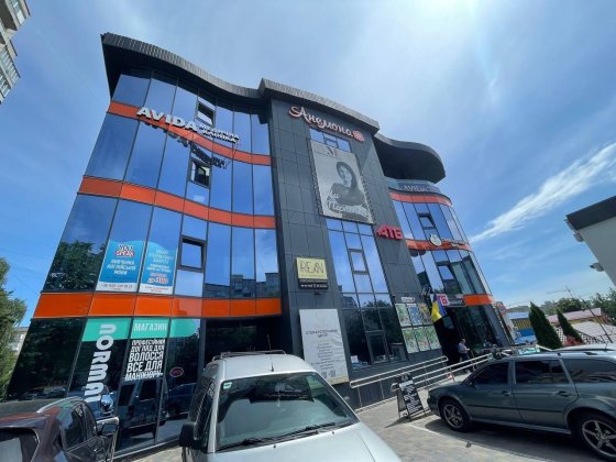 Продаж комерціного приміщення на бульварі С.Петлюри Тернопіль