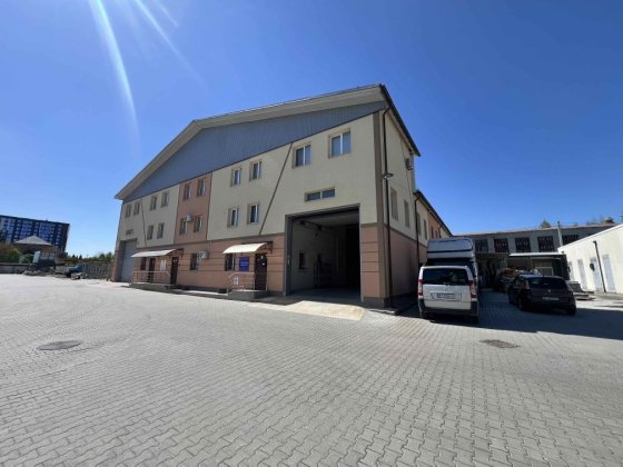 Продаж виробничо-складського приміщення Івано-Франківськ