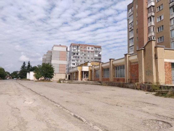 Продаж комерційного приміщення 1259,7м2(вул.Молодіжна)_VD Івано-Франківськ