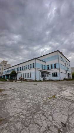 Продаж заводу під будь-який бізнес біля міста Рівне - фото 1