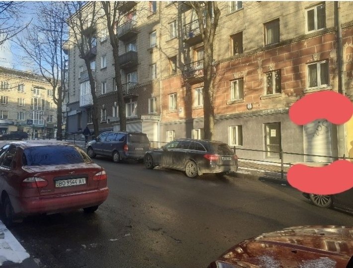 Центр продаж комерційного приміщення з окремим входом - фото 1