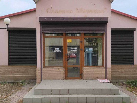 Продам фасадное помещение 144 м.кв с хорошим трафиком по ул.Покрышева. Херсон