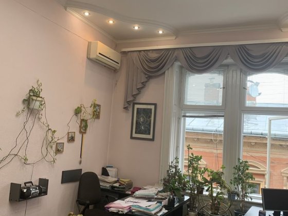 Продається офіс в центрі Черновцы