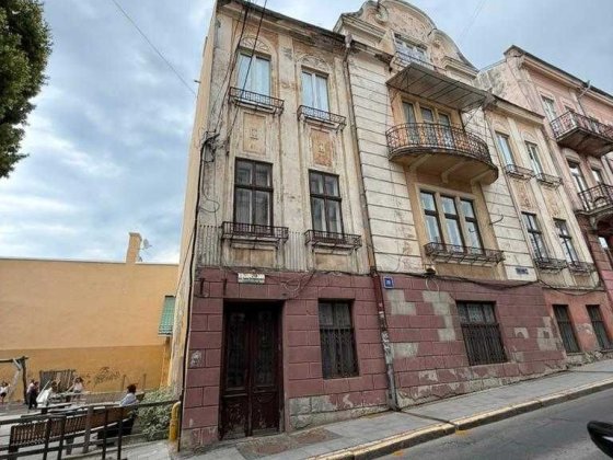 Чернівці, центр, Котляревського 20, 1пов, фасад,90м, ремонт, ТЕРМІНОВО Черновцы