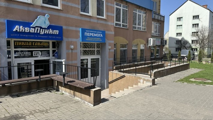 Продаж комерційного приміщення по вул. Буковинська 3, площа 124 кв. м. - фото 1