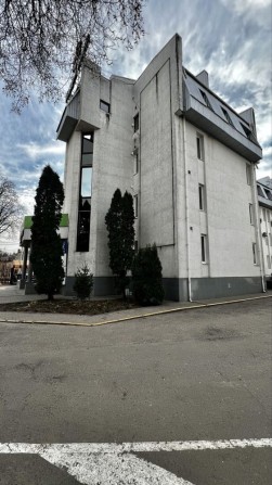 Продається комерція в Центрі міста - фото 1