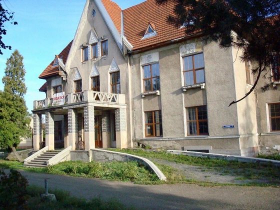 Комерційне приміщення вулиця Хотинська Черновцы