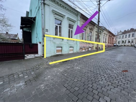 Продам 114 метрів - комерція в центрі Чернівців. Черновцы