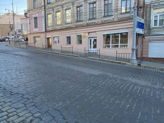 Продаж; приміщення; Чернівці; центр; фасад Черновцы