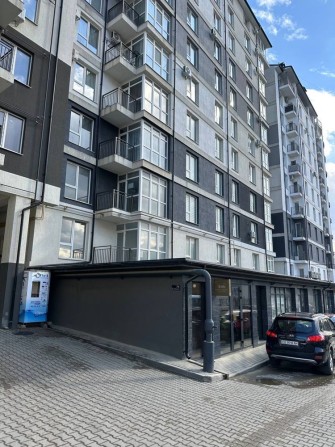 Продаж комерційного фасадного приміщення Паркова Зона - фото 1