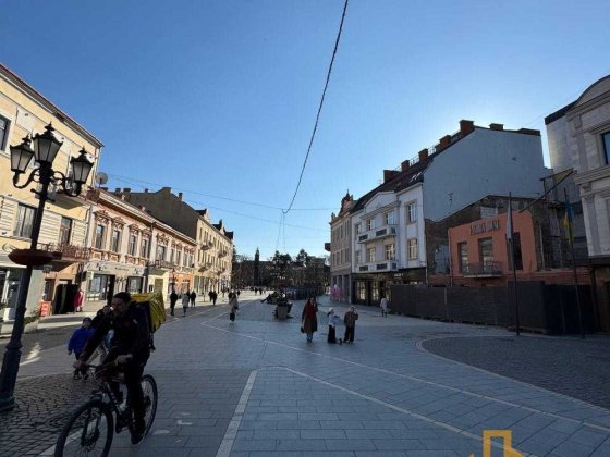 Продаж комерційного приміщення в центрі міста Ужгород