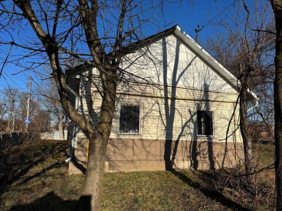 Нежилі будівлі,  площею 182,50 кв.м, Чернівецька обл., м. Чернівці Черновцы