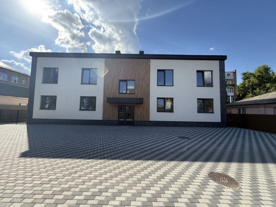 Комерційне приміщення в центрі з парковкою Черкаси