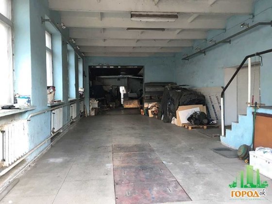 Майновий комплекс, виробничі площі, офіс, склад, ділянка 0,1082  га Черкассы