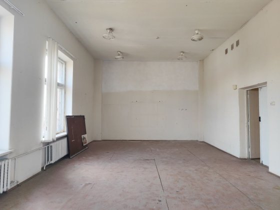 Продам приміщення  офіс центр міста Черкаси