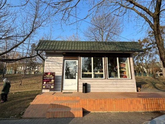 Продається магазин-бістро на проспекті Незалежності! Черновцы