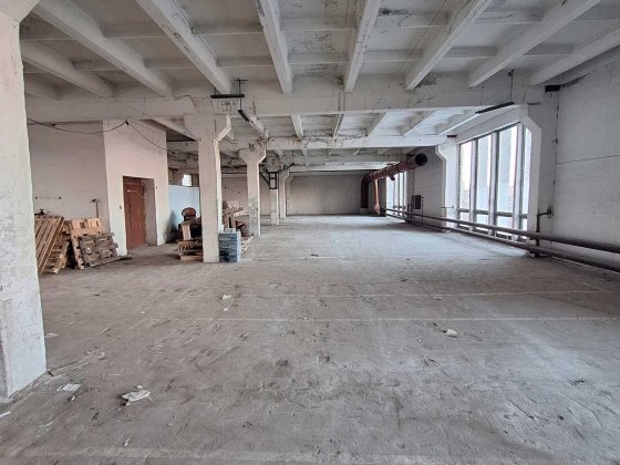 Терміновий продаж приміщення вільного призначення в центрі міста Черкаси