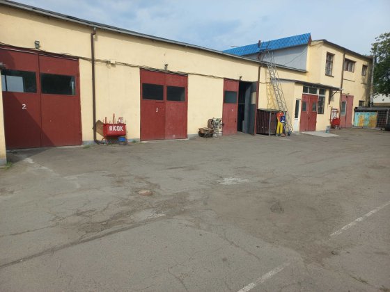 Продам діючий бізнес,  сто на проїздній дрозі, та магазин запчастин Черкаси