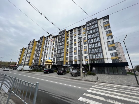 Велике комерційне приміщення у розвиненому районі Ивано-Франковск