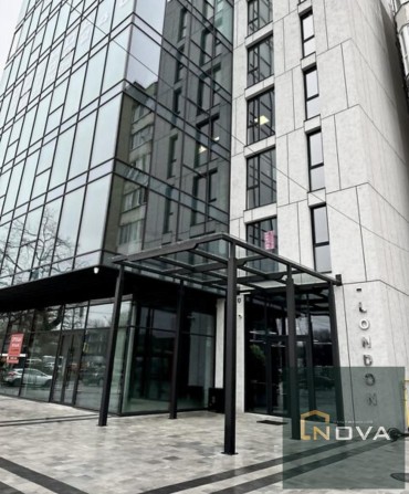 Продаж офісного приміщення в БЦ Лондон - фото 1