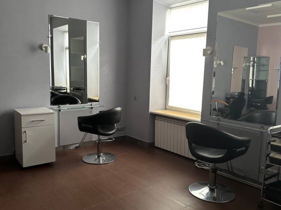 Продається комерційне приміщеня Черновцы