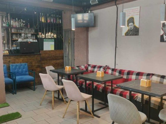 Продаж кальян- бару "Осьо" в м.Черкаси, бул.Шевченка, район Депоту Черкаси