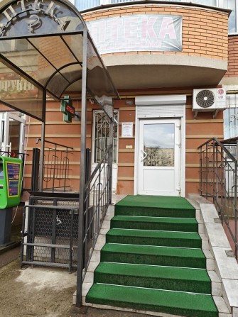 Терміново продам діючу аптеку на Проспекті ( сокіл) - фото 1