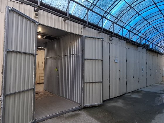 Продаётся павільйон на калинівському ринку Черновцы