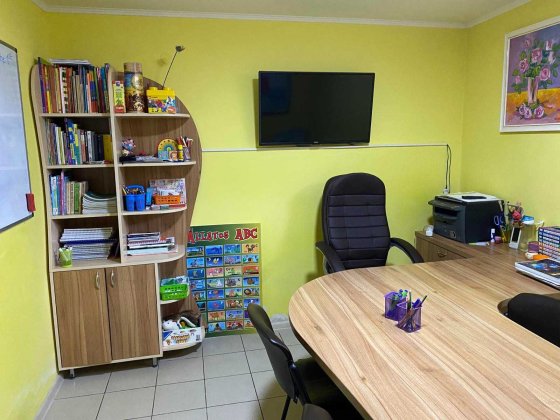 Офісне приміщення у багатоквартирному житловому будинку Ужгород