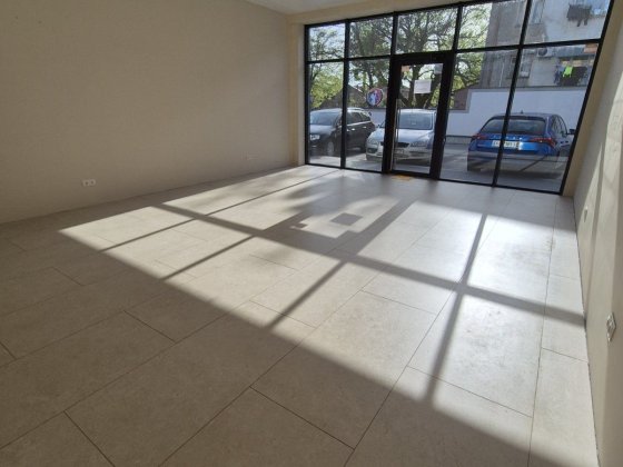 Продаж комерційного приміщення вільного призначення 1750дол кв.м. Ужгород