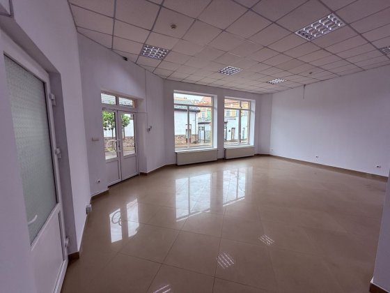 Продаж торгово-офісного приміщення в центрі Ужгорода Ужгород