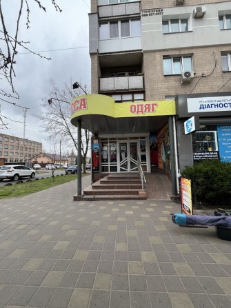 Продам фасадне торгове приміщ. 1 поверх Шевченка, 335 р-н Сєдова - фото 1