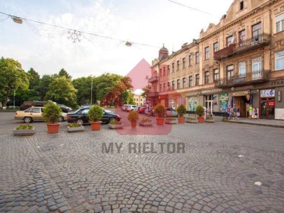 Продаж комерційного приміщення в центрі міста Ужгород