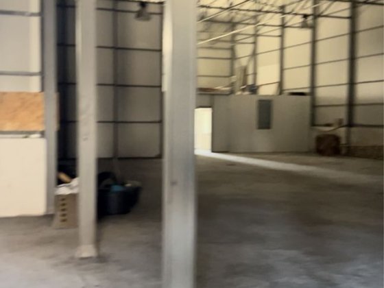 Продаж складского приміщ.з офісами/руська гравіт.межа остріца-напроти Черновцы