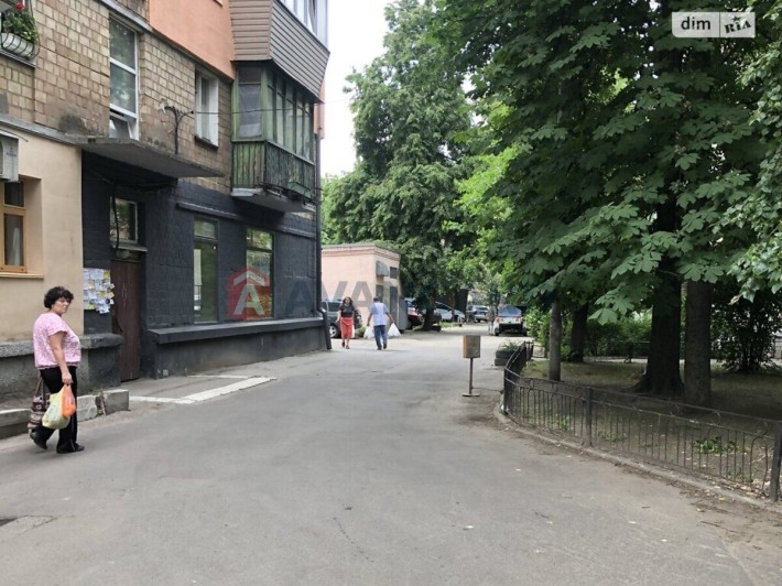 Комерційне приміщення. Чоколоівський бульвар - фото 1