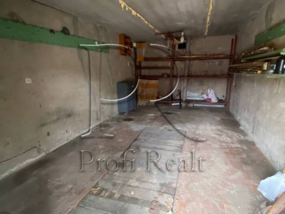 Продаж гаражу 18,3 кв.м. в Печерську/ Товарна 10/ ГК Київ