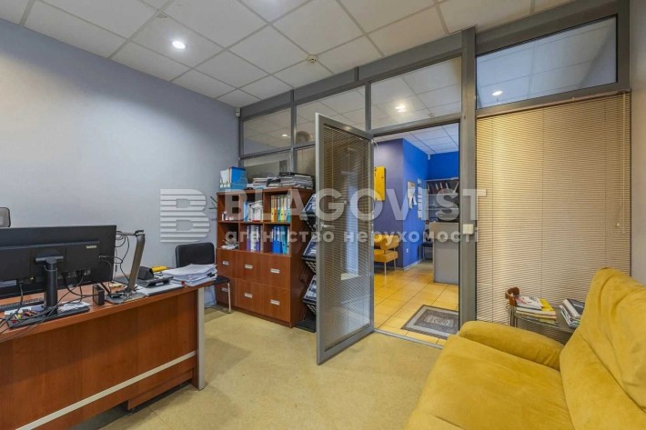 90м2 Продаж н/ф офіс магазин школа клініка - фото 1