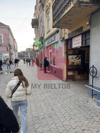 Продаж комерційного приміщення в центрі Ужгорода - фото 1