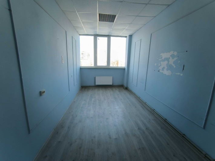 Офісно-виробничі приміщення 300кв.метрів, за ціною Однушкі ринок Нива! - фото 1